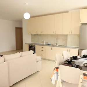 https://new-boulevard-appartamento-moderno-a-tirana.albaniahotels.org